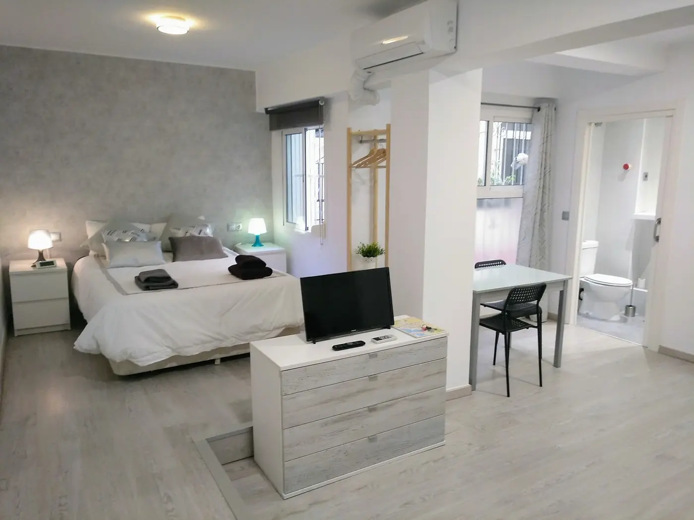 Marqués: Dormitorio comedor